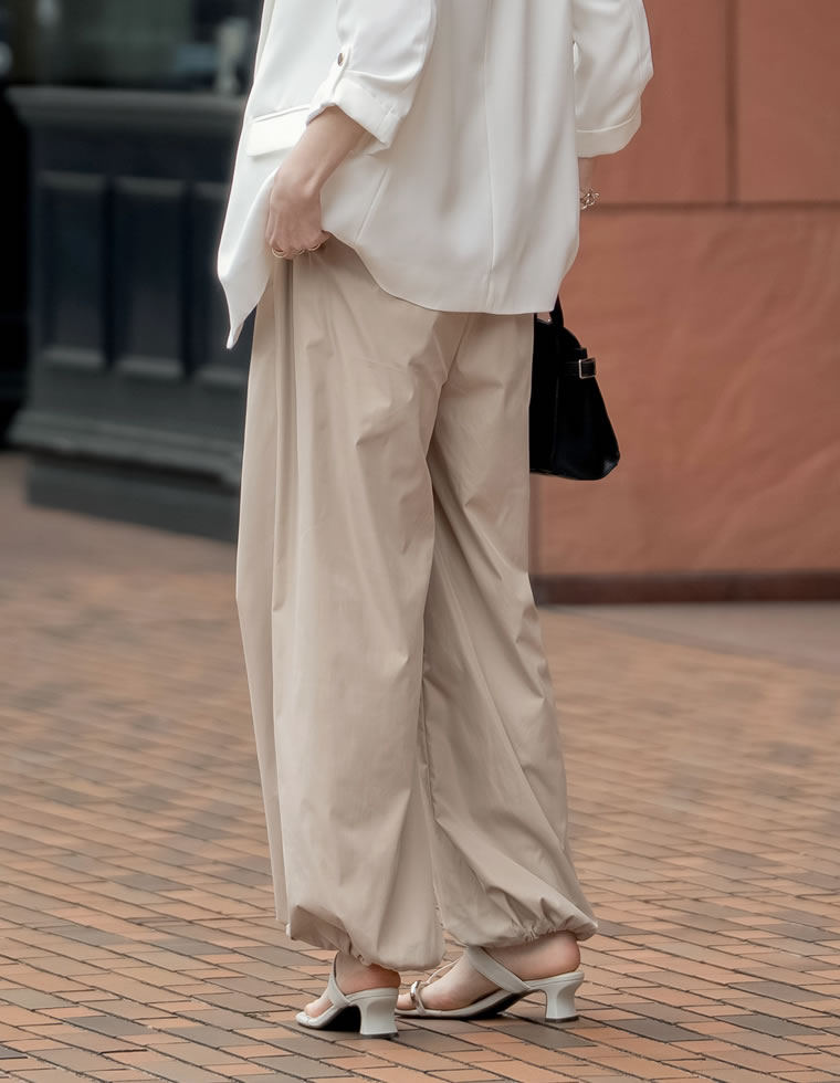 裾ドロストボリュームバルーンワイドパンツ