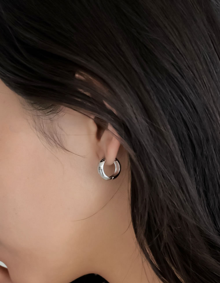 サージカルステンレスフープピアス