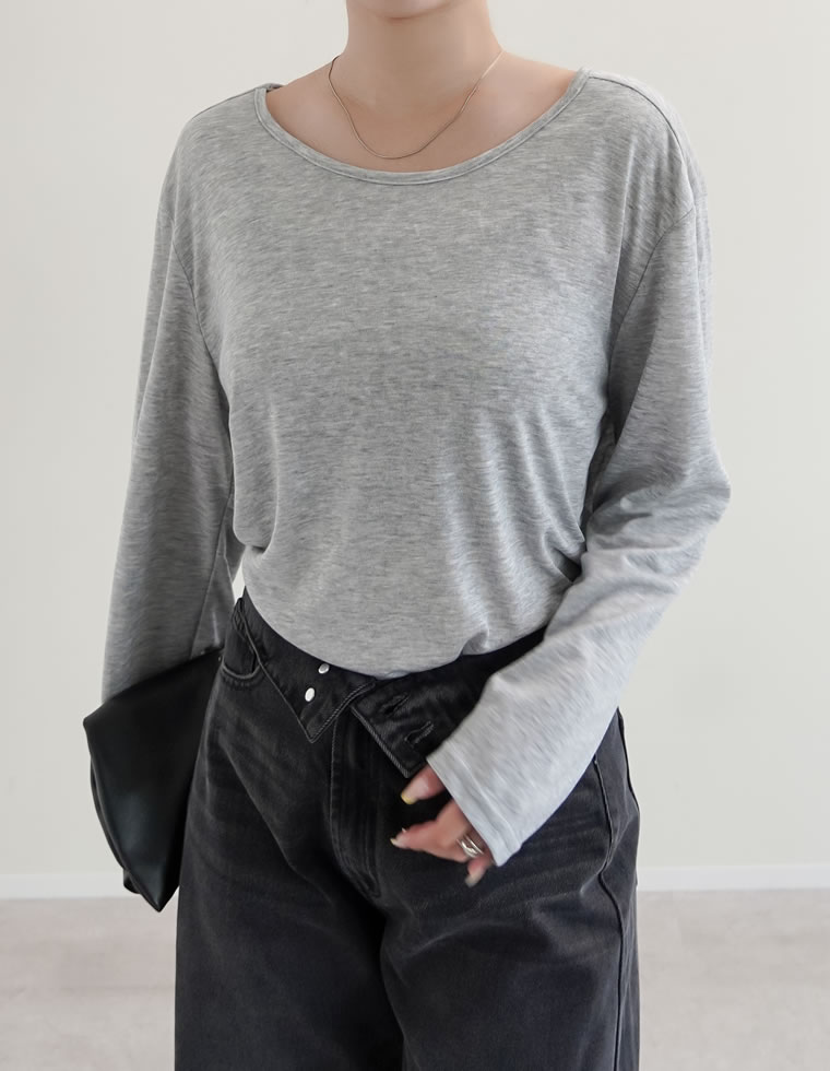 バックオープンツイストシアートップス